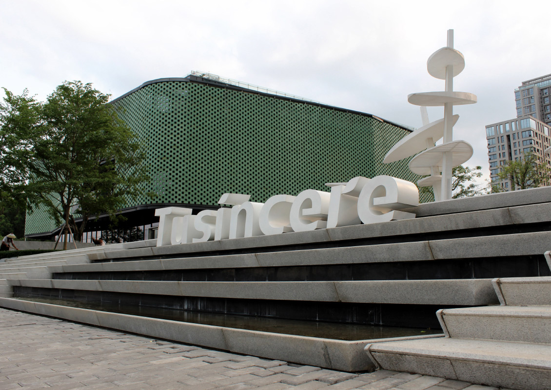 Accd485c Bc8b 4cb2 9e01 4678093dced3